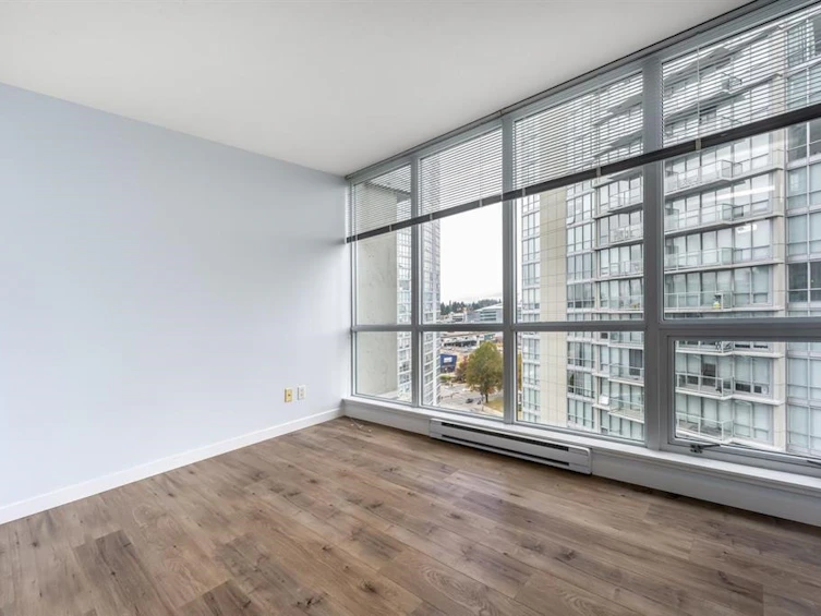 1402-9981 Whalley Boulevard, Surrey, BC, V3T 0G6 - 5