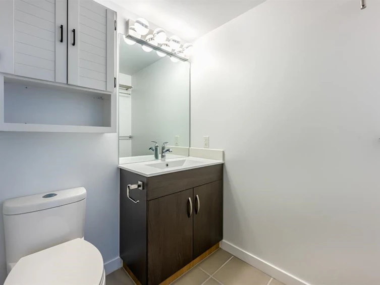 1402-9981 Whalley Boulevard, Surrey, BC, V3T 0G6 - 14