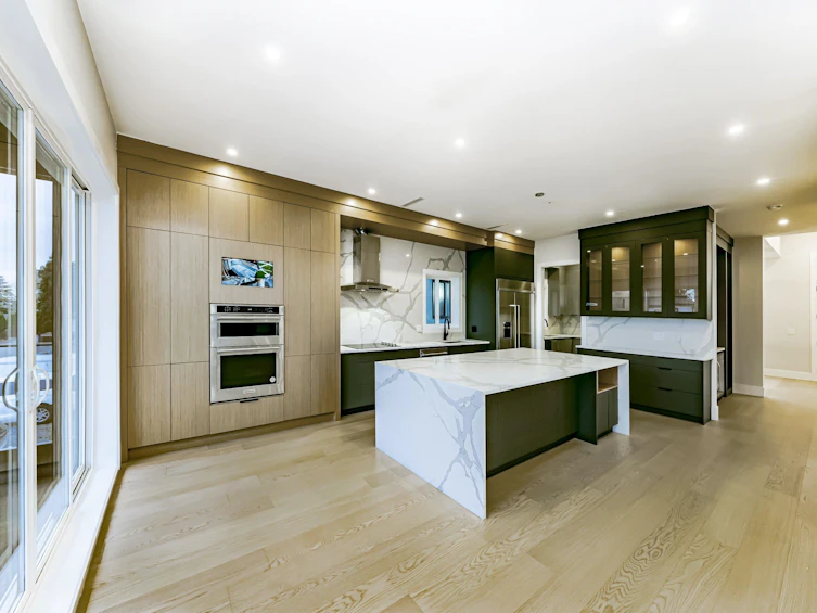 1272 160 Street, Surrey, BC, V4A 7T7 - 12