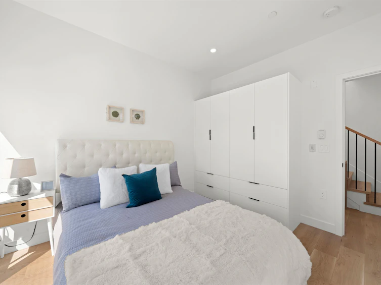 2418 Victoria Drive, Vancouver, BC, V5N 1T8 - 4