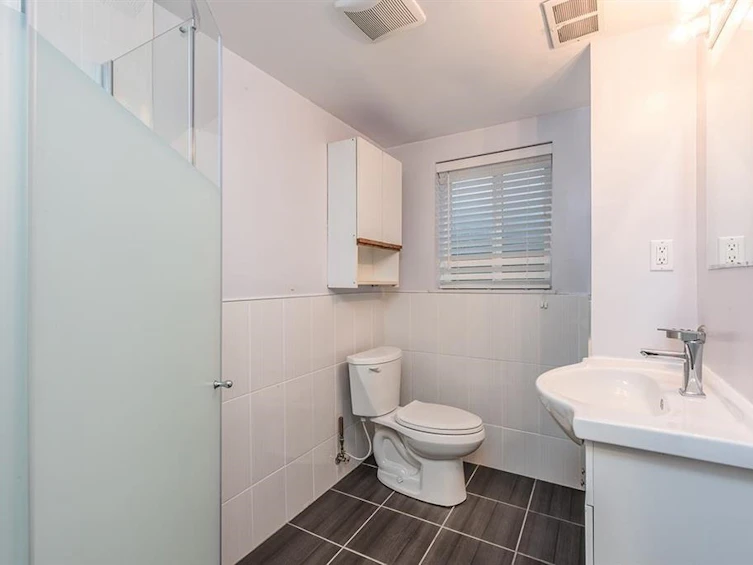 545 W 63rd Avenue, Vancouver, BC, V6P 2G7 - 25