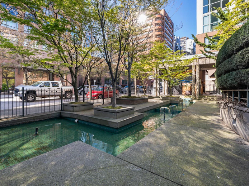 1204 - 1188 Howe Street, Vancouver BC V6Z 2S8