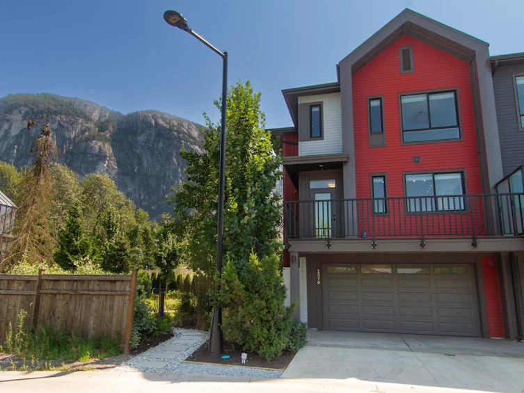 1376 Peakside Place, Squamish, BC, V8B 1A8 - 35