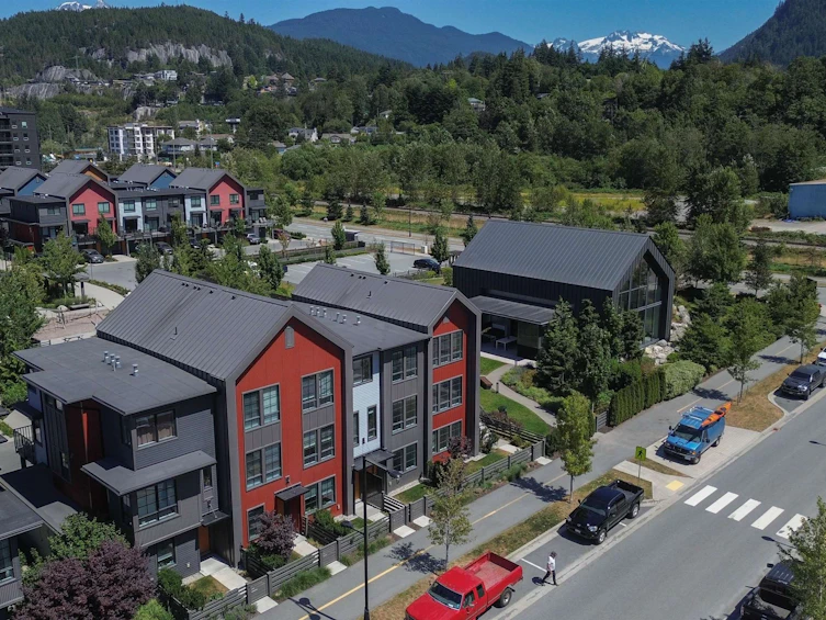 1376 Peakside Place, Squamish, BC, V8B 1A8 - 36