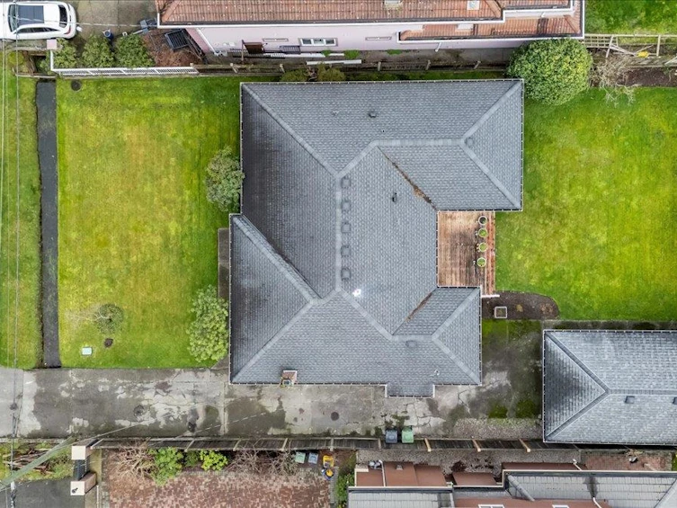 8200 Mowbray Road, Richmond, BC, V7A 2B7 - 4