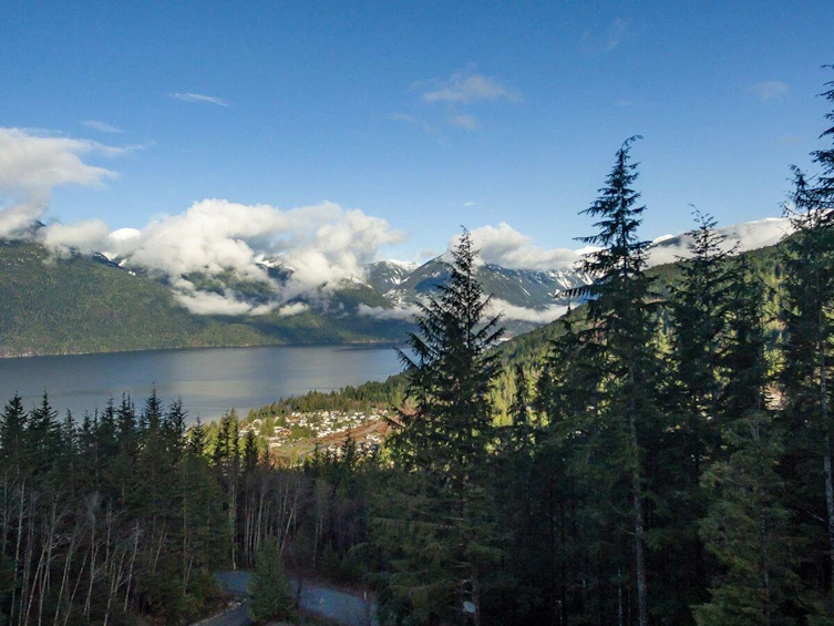 1154 Copper Drive, Squamish, BC, V8B 1J2 - 11