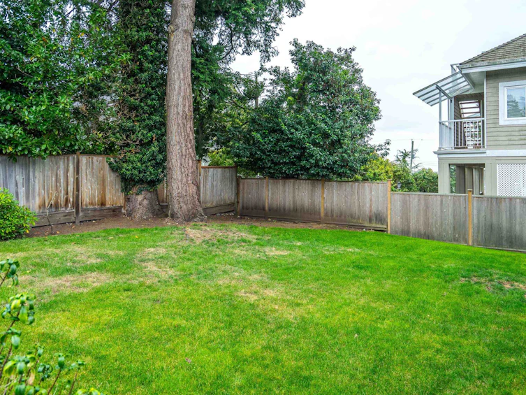 1332 129b Street, Surrey, BC, V4A 3Z3 - 37