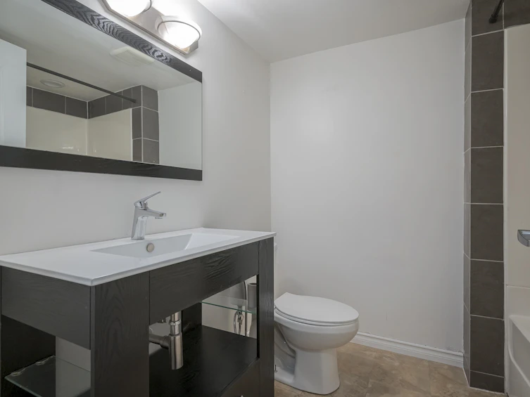 9073 216a Street, Langley, BC, V1M 4C9 - 34