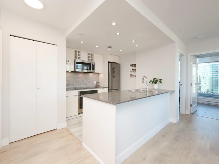 2902-233 Robson Street, Vancouver, BC, V6B 0E8 - 6
