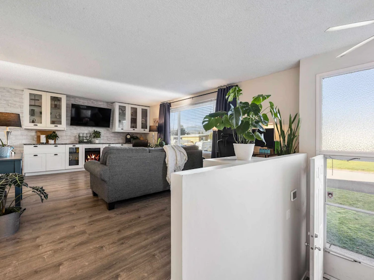 45180 Oliver Crescent, Chilliwack, BC, V2R 2J6 - 10
