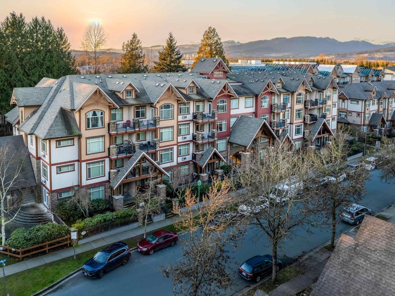 112 - 12525 190a Street, Pitt Meadows BC V3Y 0E1