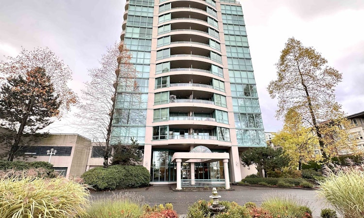 605-8871 Lansdowne Road