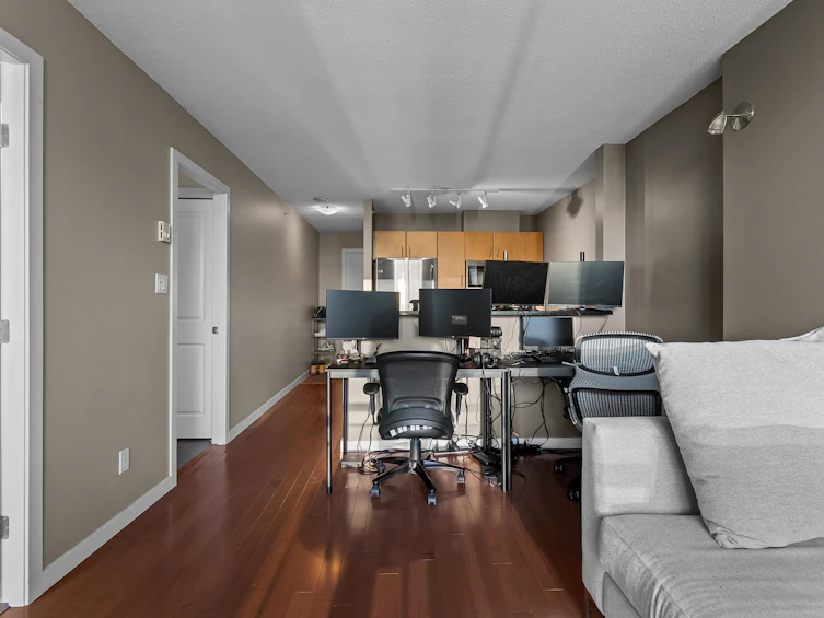 2103-1295 Richards Street, Vancouver, BC, V6B 1B7 - 13