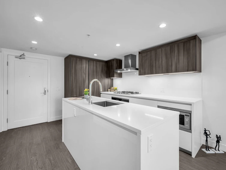 409-6328 No. 3 Road, Richmond, BC, V6Y 0L6 - 2