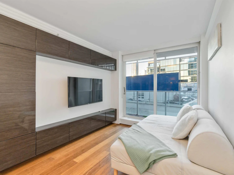 1705-777 Richards Street, Vancouver, BC, V6B 0M6 - 4