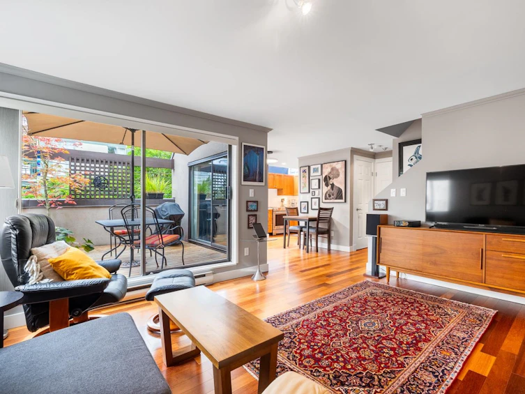 8-1019 Gilford Street, Vancouver, BC, V6G 2P1 - 3
