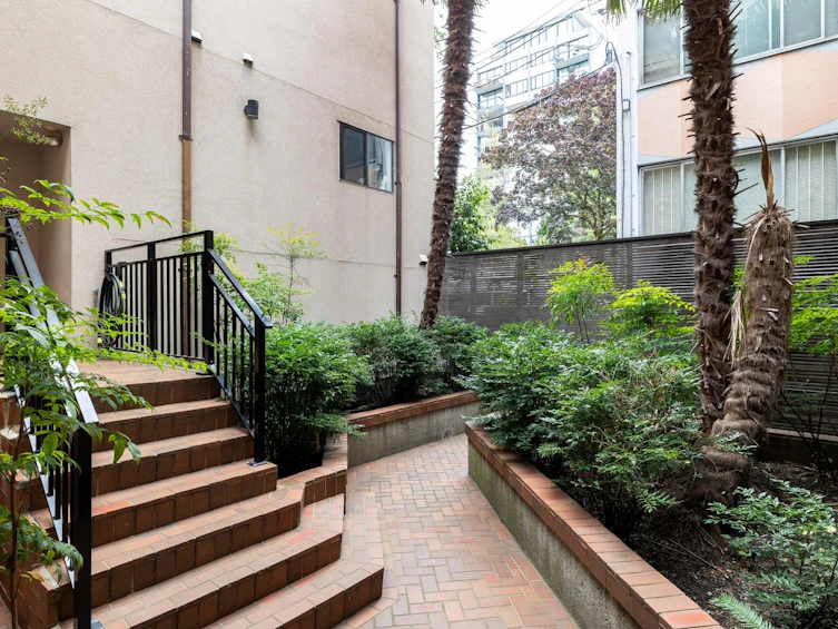 8-1019 Gilford Street, Vancouver, BC, V6G 2P1 - 17