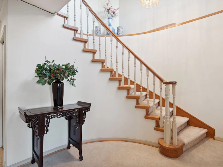2760 W 20th Avenue, Vancouver, BC, V6L 1H2 - 3