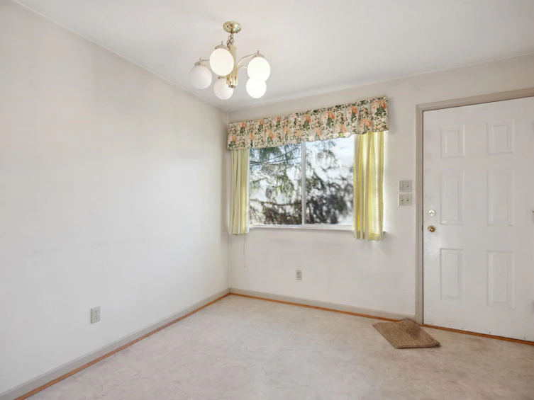 2760 W 20th Avenue, Vancouver, BC, V6L 1H2 - 12