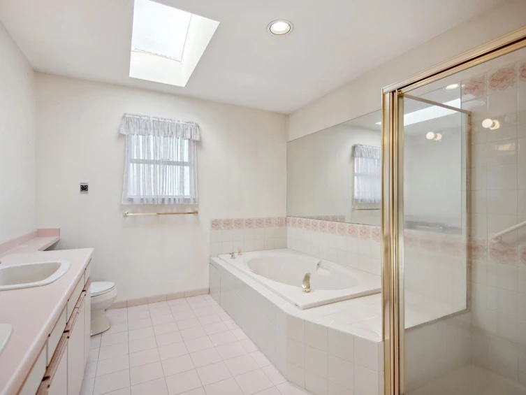 2760 W 20th Avenue, Vancouver, BC, V6L 1H2 - 30