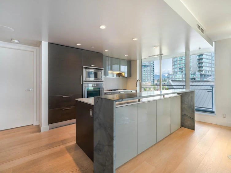 702-1499 W Pender Street, Vancouver, BC, V6G 0A7 - 9