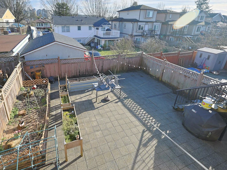 4888 Manor Street, Vancouver, BC, V5R 3Y2 - 24