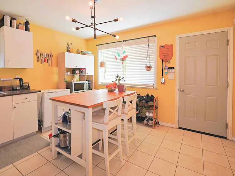 4888 Manor Street, Vancouver, BC, V5R 3Y2 - 21