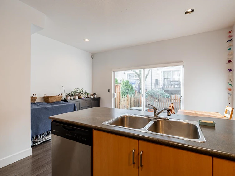 7-8737 161 Street, Surrey, BC, V4N 5G3 - 7