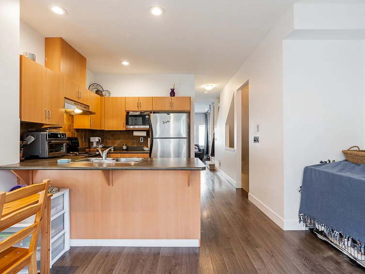 7-8737 161 Street, Surrey, BC, V4N 5G3 - 11