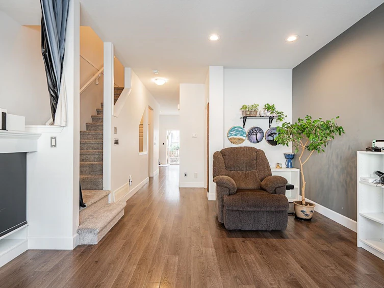 7-8737 161 Street, Surrey, BC, V4N 5G3 - 16
