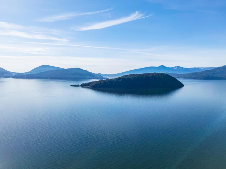 5383 Howe Sound, West Vancouver, BC, V7W 2R5 - 2
