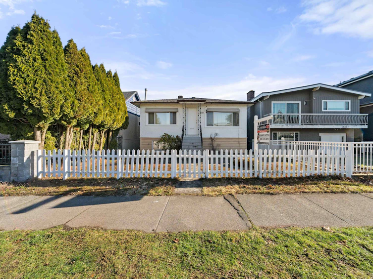 5628 Killarney Street, Vancouver, BC, V5R 3W2 - 34