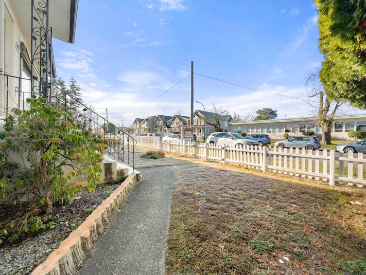 5628 Killarney Street, Vancouver, BC, V5R 3W2 - 38