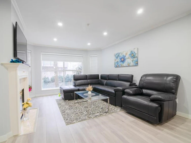 110-7161 121 Street, Surrey, BC, V3W 1G8 - 4