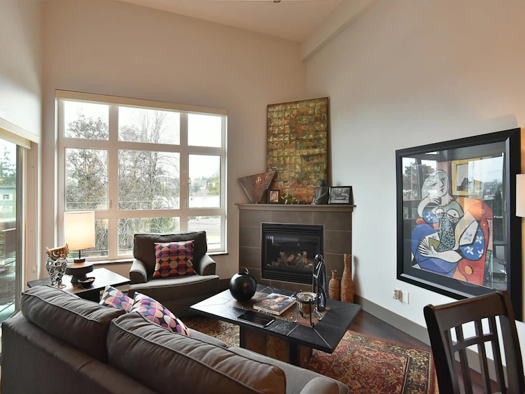 307-5682 Wharf Avenue, Sechelt, BC, V7Z 0J3 - 3
