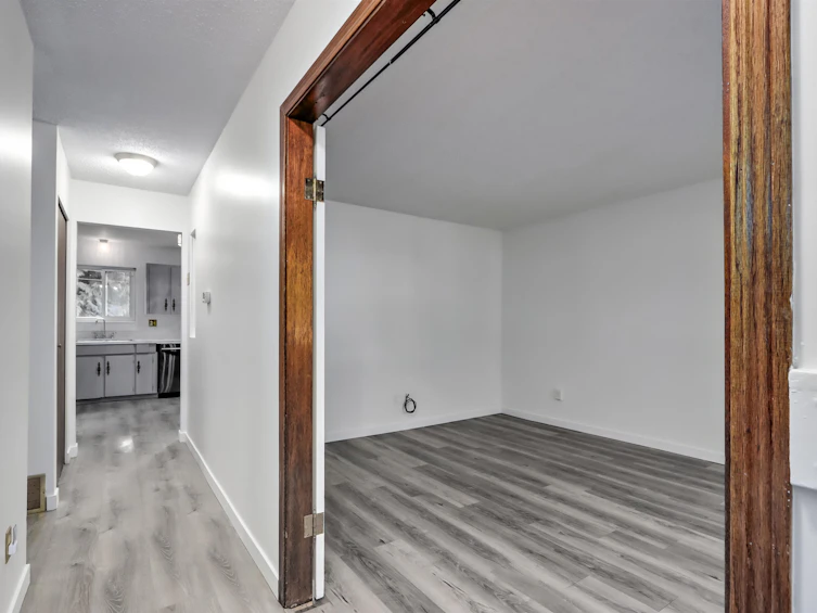 9872 133a Street, Surrey, BC, V3T 5G5 - 7