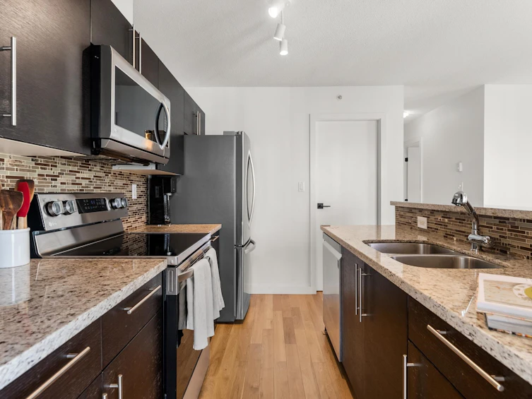 3102-939 Homer Street, Vancouver, BC, V6B 2W6 - 5