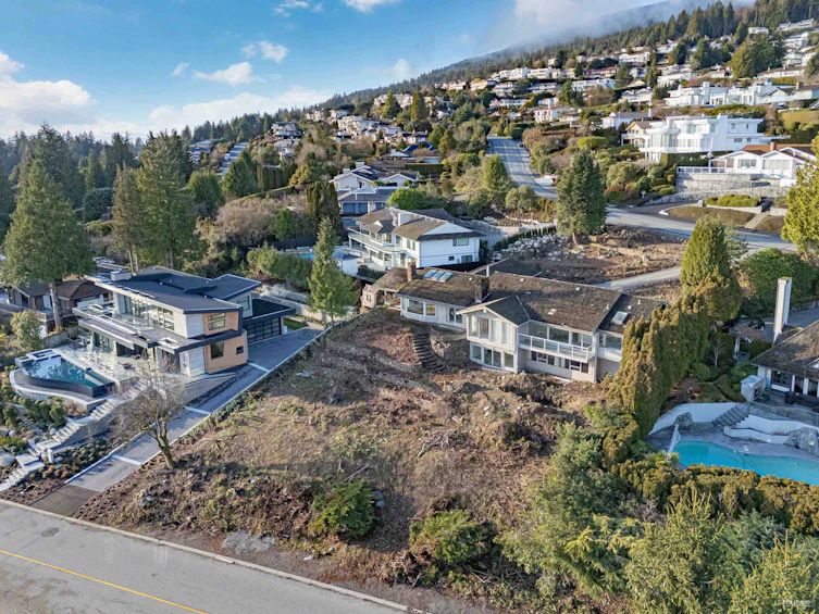 1364 Chartwell Drive, West Vancouver, BC, V7S 2R5 - 4