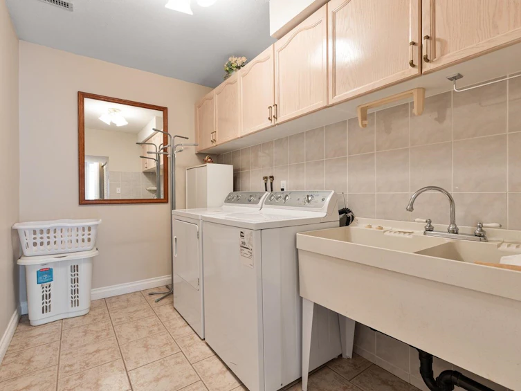 645 Thompson Avenue, Coquitlam, BC, V3J 3Z9 - 27