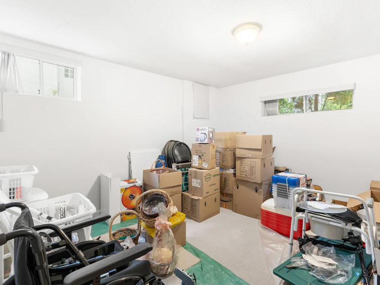 8130 Lakefield Drive, Burnaby, BC, V5E 4G6 - 38