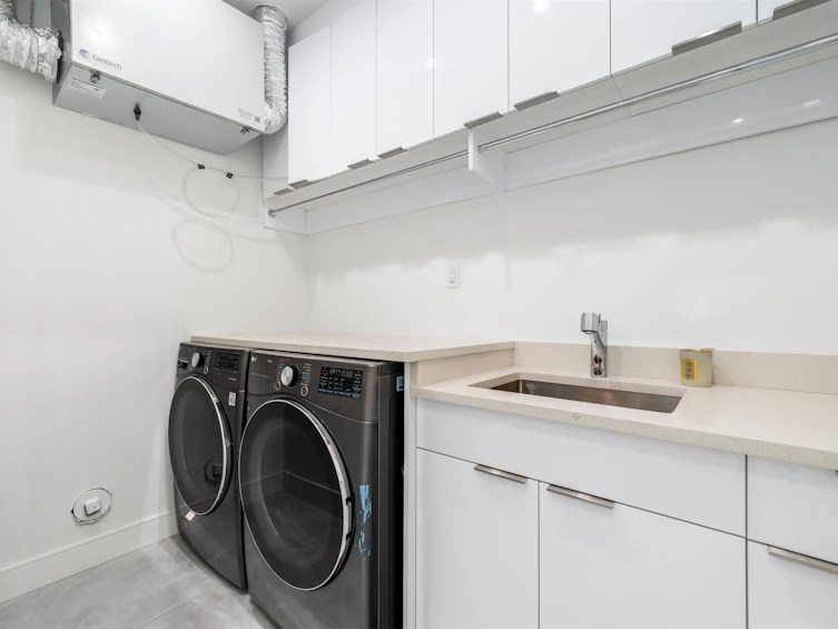 9399 Mccutcheon Place, Richmond, BC, V7A 4Z2 - 21