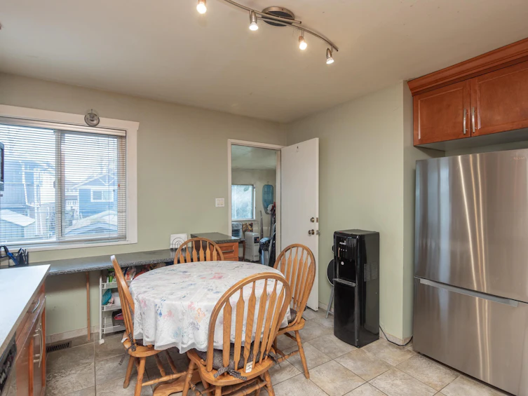 5098 Moss Street, Vancouver, BC, V5R 3T7 - 12