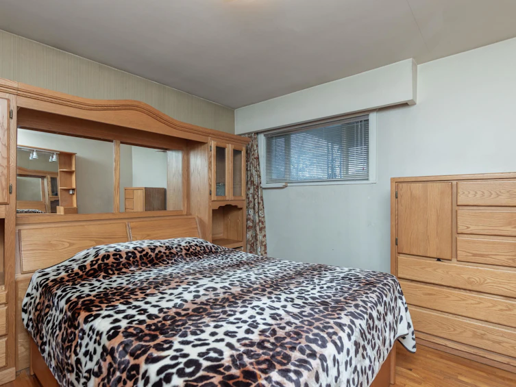 5098 Moss Street, Vancouver, BC, V5R 3T7 - 13