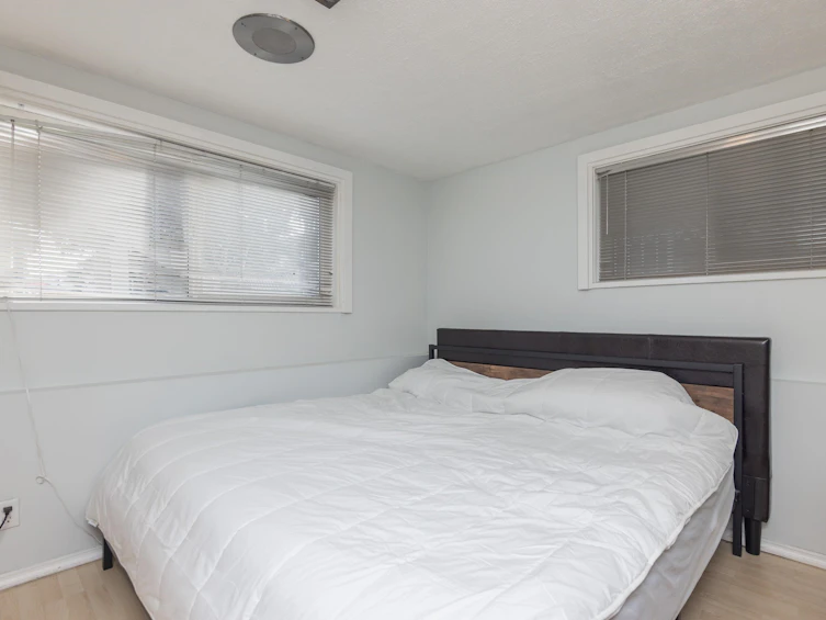 5098 Moss Street, Vancouver, BC, V5R 3T7 - 21