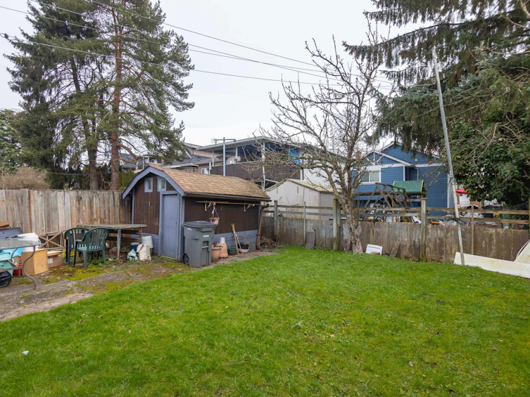 5098 Moss Street, Vancouver, BC, V5R 3T7 - 25