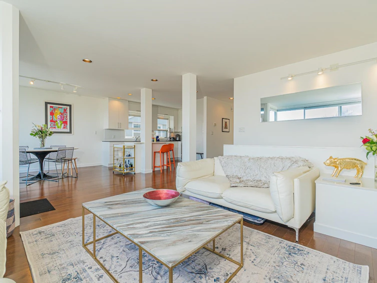 3762 W 13th Avenue, Vancouver, BC, V6R 2S6 - 8