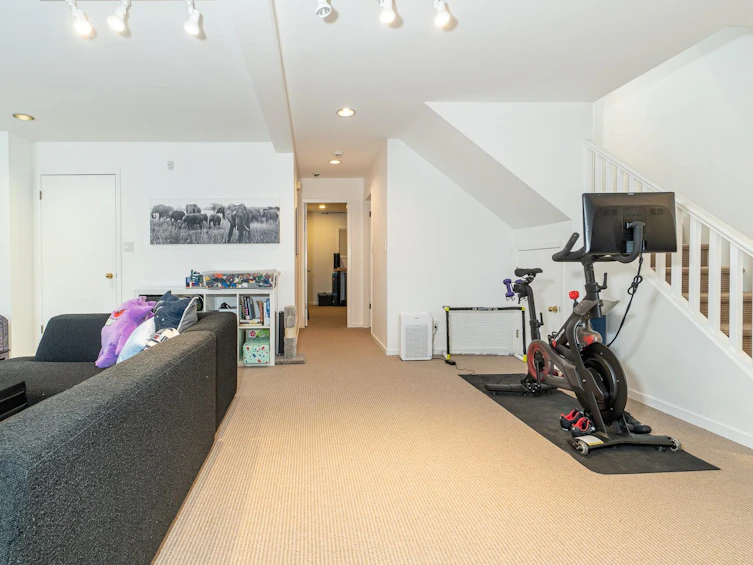 3762 W 13th Avenue, Vancouver, BC, V6R 2S6 - 18