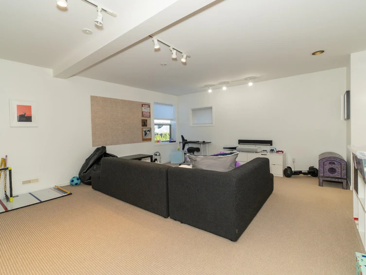 3762 W 13th Avenue, Vancouver, BC, V6R 2S6 - 19