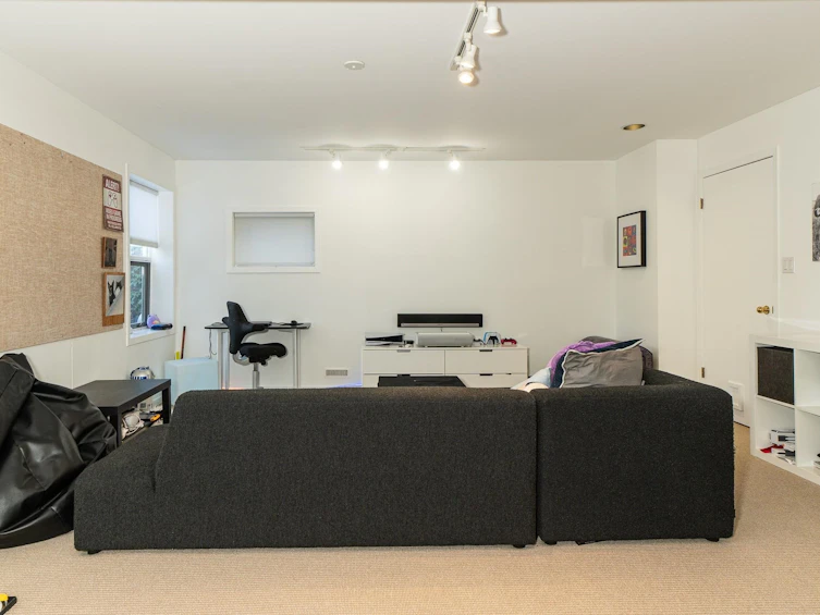 3762 W 13th Avenue, Vancouver, BC, V6R 2S6 - 22