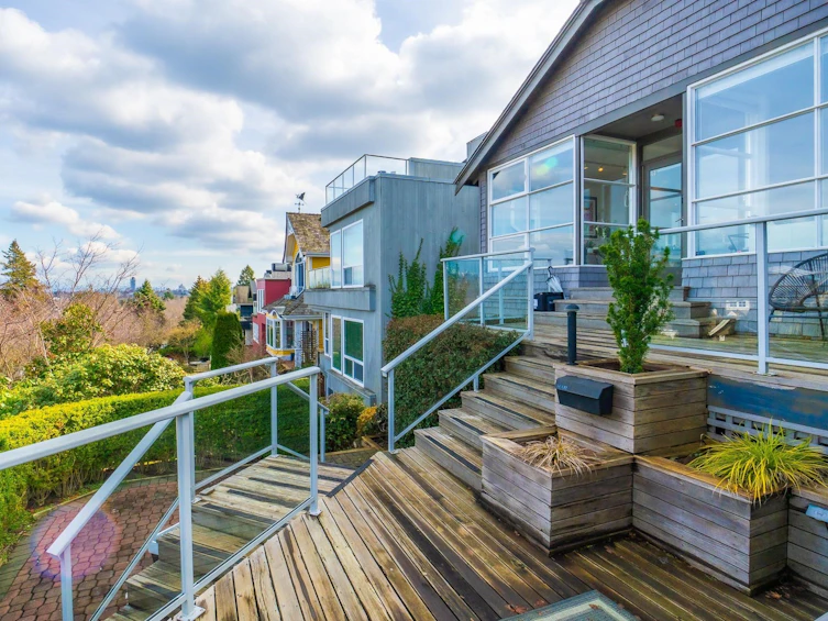 3762 W 13th Avenue, Vancouver, BC, V6R 2S6 - 25
